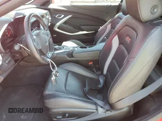 2019 Chevrolet Camaro 2SS z VIN 1G1FH3D7XK0126969, wystawiony jako Copart lot #55491575 z przebiegiem 9 156 mil mil oraz Szkoda całkowita • Salvage title. Historia ofert i sprzedaży dostępna na DreamBid. Obrazek 7.