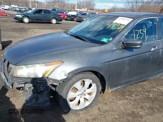 2009 Honda Accord EX-L z VIN 1HGCP26809A040864, wystawiony jako IAAI lot #41491259 z przebiegiem 146 769 mil mil oraz . Historia ofert i sprzedaży dostępna na DreamBid. Obrazek 6.