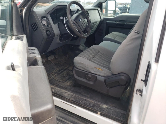 2015 Ford Super Duty F-250 SRW XLT with VIN 1FT7X2BT1FED59821, listed as a Copart auction lot 46686315 with 81,764 mi miles and Clean Title. Bid and sale history available at carsss.com. Image 8.