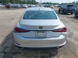 2019 Lexus ES 350 with VIN 58ABZ1B17KU040330, listed as a IAAI auction lot 42448444 with 86,126 mi miles and . Bid and sale history available at DreamBid. Image 16.