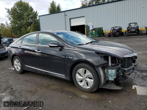 2015 Hyundai Sonata Hybrid Limited with VIN KMHEC4A43FA120881, listed as a Copart auction lot 73848763 with 117,967 mi miles. Bid and sale history available at carsss.com. Image 4.