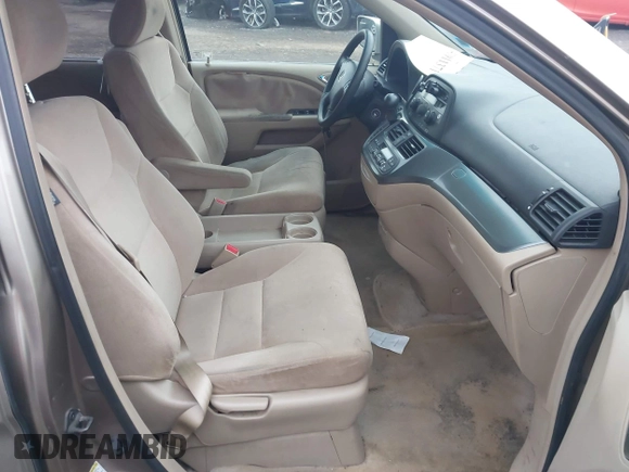 2005 Honda Odyssey EX with VIN 5FNRL38455B115547, listed as a IAAI auction lot 41911371 with 184,150 mi miles. Bid and sale history available at carsss.com. Image 5.
