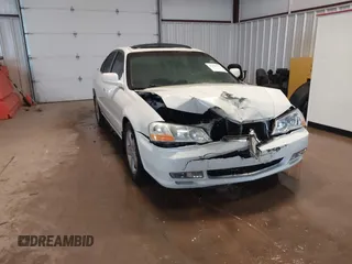 2003 Acura TL Type S with VIN 19UUA56843A068293, listed as a IAAI auction lot 41575370 with 237,018 mi miles. Bid and sale history available at carsss.com. Image 1.