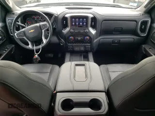 2020 Chevrolet Silverado 1500 LTZ with VIN 3GCUYGED2LG241850, listed as a Copart auction lot 47477065 with 31,589 mi miles and Salvage Title. Bid and sale history available at DreamBid. Image 8.