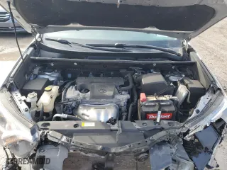 2018 Toyota RAV4 XLE with VIN 2T3WFREV0JW446843, listed as a Copart auction lot 47188365 with 102,482 mi miles and Salvage Title. Bid and sale history available at carsss.com. Image 13.