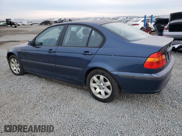 2005 BMW 3 Series 325xi with VIN WBAEU33445PR14886, listed as a Copart auction lot 82465894 with 203,328 mi miles and Clean Title. Bid and sale history available at carsss.com. Image 2.