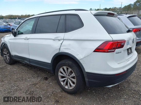 2019 Volkswagen Tiguan S z VIN 3VV0B7AX9KM055305, wystawiony jako IAAI lot #42160128 z przebiegiem 67 826 mil mil oraz . Historia ofert i sprzedaży dostępna na DreamBid. Obrazek 3.