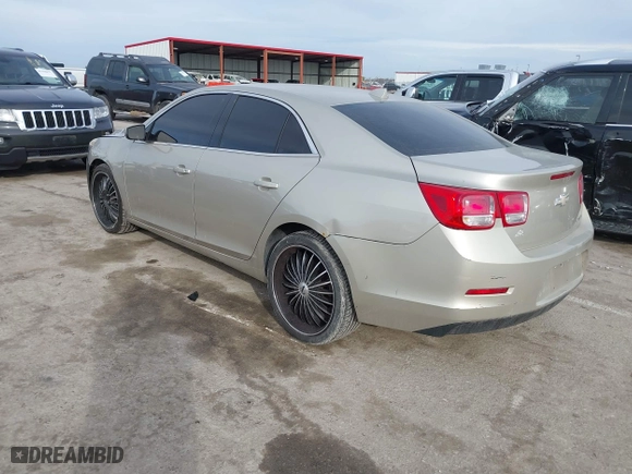 2013 Chevrolet Malibu LT with VIN 1G11E5SA2DF304550, listed as a IAAI auction lot 41659001 with 149,233 mi miles. Bid and sale history available at carsss.com. Image 3.