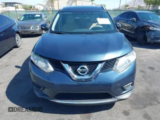 2015 Nissan Rogue SL with VIN 5N1AT2MV5FC927592, listed as a IAAI auction lot 42132041 with 174,536 mi miles and . Bid and sale history available at carsss.com. Image 6.