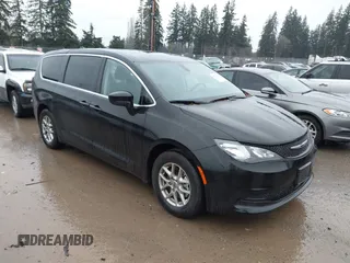 2022 Chrysler Voyager LX z VIN 2C4RC1CG2NR166031, wystawiony jako IAAI lot #41054929 z przebiegiem 9334 mil mil oraz . Historia ofert i sprzedaży dostępna na DreamBid. Obrazek 1.
