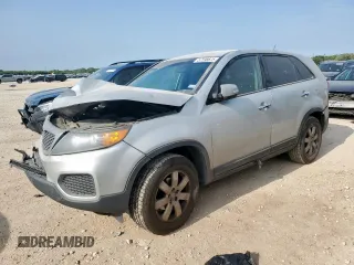 2013 Kia Sorento LX with VIN 5XYKT3A12DG370116, listed as a Copart auction lot 57598675 with 203,902 mi miles and Salvage title. Bid and sale history available at DreamBid. Image 1.