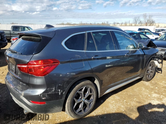 2019 BMW X1 xDrive28i with VIN WBXHT3C55K3H36118, listed as a Copart auction lot 38463093 with 30,487 mi miles. Bid and sale history available at carsss.com. Image 3.