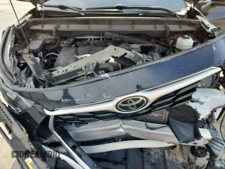 2022 Toyota Highlander XLE z VIN 5TDGZRAH8NS548443, wystawiony jako Copart lot #56631635 z przebiegiem 56 205 mil mil oraz Szkoda całkowita • Salvage title. Historia ofert i sprzedaży dostępna na DreamBid. Obrazek 12.