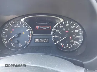 2015 Nissan Altima S with VIN 1N4AL3AP7FN305912, listed as a IAAI auction lot 41817752 with 177,052 mi miles and . Bid and sale history available at DreamBid. Image 7.