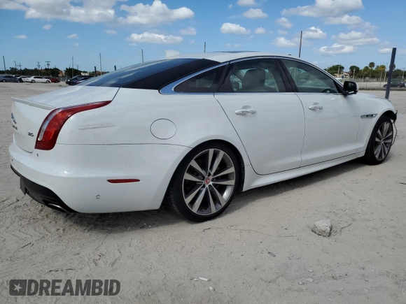 2018 Jaguar XJ with VIN SAJWA1C74J8W15533, listed as a Copart auction lot 74861673 with 46,399 mi miles. Bid and sale history available at carsss.com. Image 3.