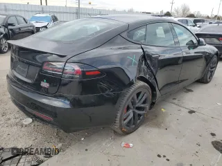 2024 Tesla Model S Plaid z VIN 5YJSA1E65RF543822, wystawiony jako Copart lot #48545205 z przebiegiem 2 473 mil mil oraz Szkoda całkowita • Salvage title. Historia ofert i sprzedaży dostępna na DreamBid. Obrazek 3.