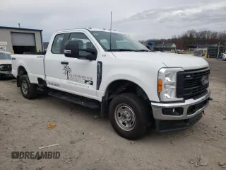 2023 Ford F-350 с VIN 1FT8X3BA3PEC79964, выставлен на аукционе Copart как лот 80507954 с пробегом 18 604 миль миль и Списание • Salvage title. История ставок и продаж доступна на DreamBid. Изображение 4.