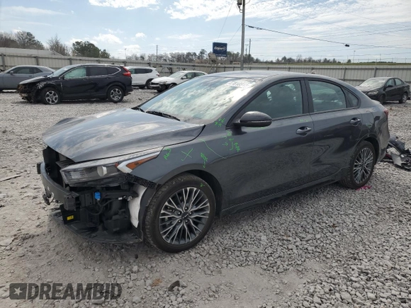 2024 Kia Forte GT-Line with VIN 3KPF54AD2RE784903, listed as a Copart auction lot 47818915 with 10,648 mi miles and Salvage Title. Bid and sale history available at carsss.com. Image 1.