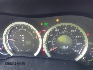 2012 Acura TSX Technology z VIN JH4CW2H6XCC002257, wystawiony jako IAAI lot #42159892 z przebiegiem 75 669 mil mil oraz . Historia ofert i sprzedaży dostępna na DreamBid. Obrazek 7.