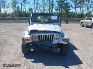 2006 Jeep Wrangler X with VIN 1J4FA39S86P743660, listed as a IAAI auction lot 41890339 with 198,099 mi miles. Bid and sale history available at carsss.com. Image 12.