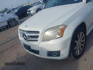 2012 Mercedes-Benz GLK GLK 350 with VIN WDCGG5GB0CF790135, listed as a IAAI auction lot 42141497 with 156,570 mi miles. Bid and sale history available at carsss.com. Image 6.