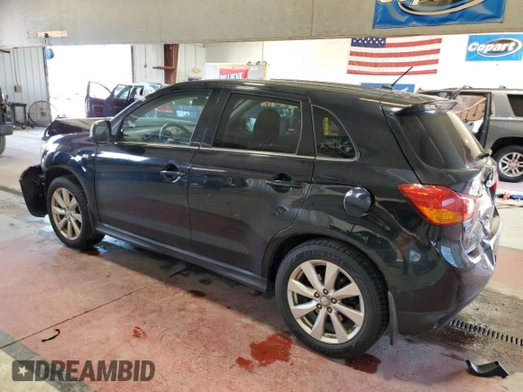 2015 Mitsubishi Outlander SE z VIN 4A4AR4AU1FE008955, wystawiony jako Copart lot #62471585 z przebiegiem 151 806 mil mil oraz Szkoda całkowita • Salvage title. Historia ofert i sprzedaży dostępna na DreamBid. Obrazek 2.