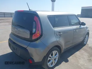 2015 Kia Soul + with VIN KNDJP3A53F7165066, listed as a IAAI auction lot 41790238 with 98,569 mi miles and . Bid and sale history available at DreamBid. Image 4.