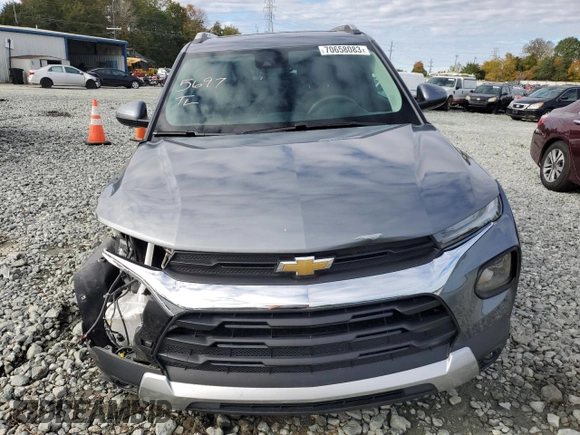 2021 Chevrolet TrailBlazer LT with VIN KL79MPSL7MB141991, listed as a Copart auction lot 70658083 with 32,425 mi miles. Bid and sale history available at carsss.com. Image 5.