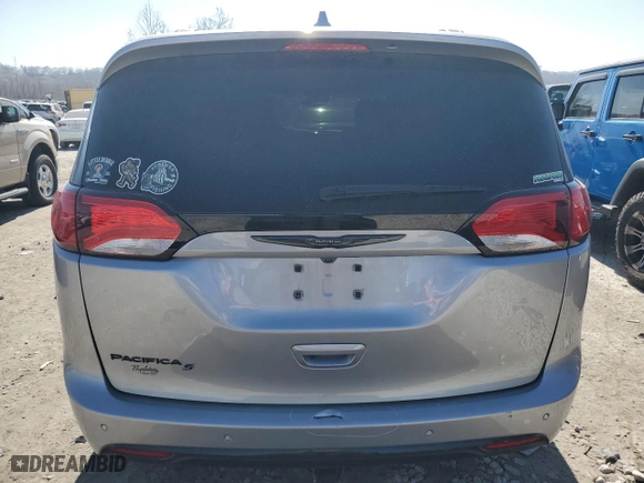 2020 Chrysler Pacifica Touring with VIN 2C4RC1FG7LR146477, listed as a Copart auction lot 48309615 with 112,563 mi miles and Salvage Title. Bid and sale history available at carsss.com. Image 6.