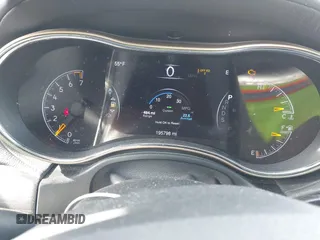 2014 Jeep Grand Cherokee Summit with VIN 1C4RJFJG6EC328516, listed as a IAAI auction lot 40698068 with 195,798 mi miles and . Bid and sale history available at DreamBid. Image 7.