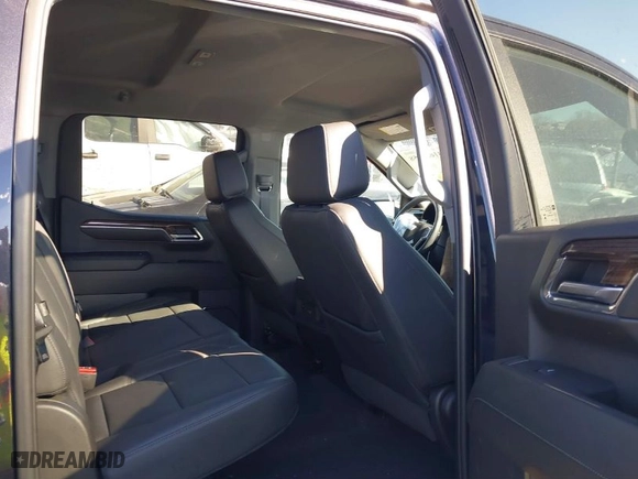 2024 Chevrolet Silverado 1500 LT Trail Boss with VIN 3GCUDFED0RG306113, listed as a IAAI auction lot 41653958 with 9,664 mi miles. Bid and sale history available at carsss.com. Image 8.