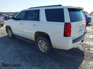 2015 Chevrolet Tahoe LT with VIN 1GNSCBKC4FR171297, listed as a IAAI auction lot 42017924 with 230,165 mi miles. Bid and sale history available at carsss.com. Image 3.