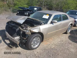 2006 Chrysler 300 Touring with VIN 2C3KA53G26H230479, listed as a IAAI auction lot 41871247 with 91,997 mi miles. Bid and sale history available at carsss.com. Image 2.