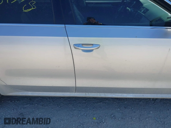 2013 Volkswagen Passat SE with VIN 1VWBN7A39DC078905, listed as a IAAI auction lot 42064537 with 185,853 mi miles and . Bid and sale history available at DreamBid. Image 13.