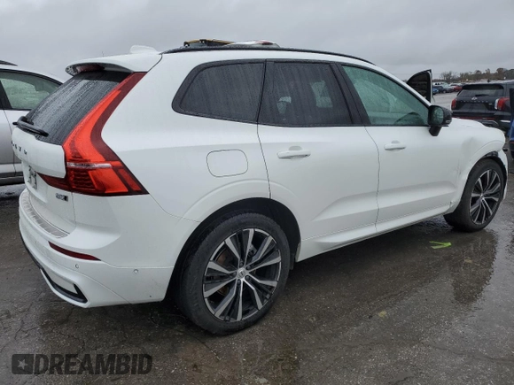 2023 Volvo XC60 Plus Dark Theme with VIN YV4L12RW0P1346161, listed as a Copart auction lot 81305814 with 16,573 mi miles and Clean Title. Bid and sale history available at carsss.com. Image 3.