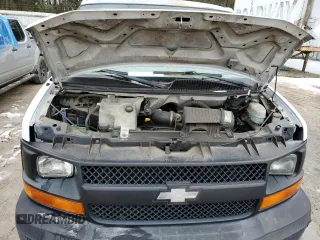 2005 Chevrolet Express Cargo z VIN 1GCFG15X051168059, wystawiony jako Copart lot #88302095 z przebiegiem Nie podano mil oraz Szkoda całkowita • Salvage title. Historia ofert i sprzedaży dostępna na DreamBid. Obrazek 12.