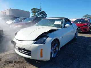 2006 Nissan 350Z Touring with VIN JN1AZ36AX6M450609, listed as a IAAI auction lot 41227538 with 111,622 mi miles. Bid and sale history available at carsss.com. Image 17.