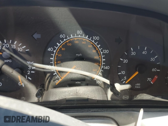 1994 Mercedes-Benz SL z VIN WDBFA63EXRF097007, wystawiony jako Copart lot #59714045 z przebiegiem Nie podano mil oraz Szkoda całkowita • Salvage title. Historia ofert i sprzedaży dostępna na DreamBid. Obrazek 9.