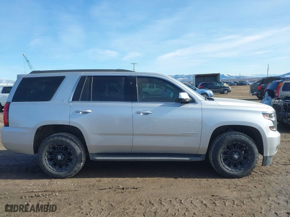 2019 Chevrolet Tahoe LT with VIN 1GNSKBKC4KR388622, listed as a IAAI auction lot 41643966 with 96,298 mi miles. Bid and sale history available at carsss.com. Image 13.
