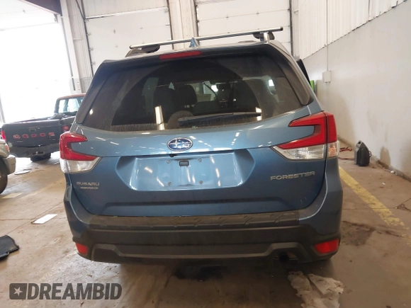 2019 Subaru Forester Premium with VIN JF2SKAEC3KH590972, listed as a IAAI auction lot 42115496 with 25,091 mi miles and . Bid and sale history available at DreamBid. Image 16.