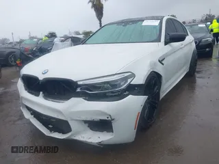 2019 BMW M5 Competition z VIN WBSJF0C52KB447102, wystawiony jako IAAI lot #41778593 z przebiegiem 31 030 mil mil oraz . Historia ofert i sprzedaży dostępna na DreamBid. Obrazek 17.