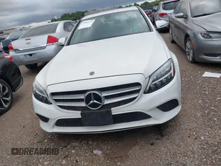 2019 Mercedes-Benz C 300 with VIN 55SWF8DB0KU284459, listed as a IAAI auction lot 40895273 with Not provided miles and . Bid and sale history available at DreamBid. Image 12.