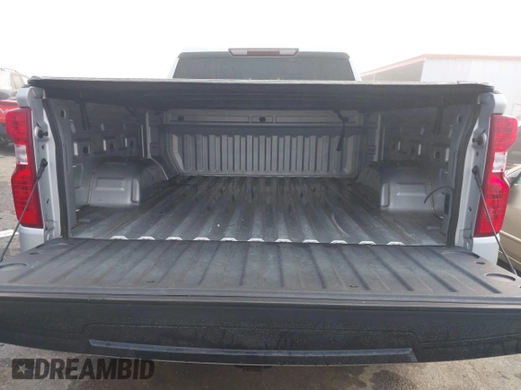 2019 Chevrolet Silverado 1500 LT with VIN 1GCRWCEK8KZ314897, listed as a IAAI auction lot 41546697 with 75,556 mi miles and . Bid and sale history available at DreamBid. Image 8.
