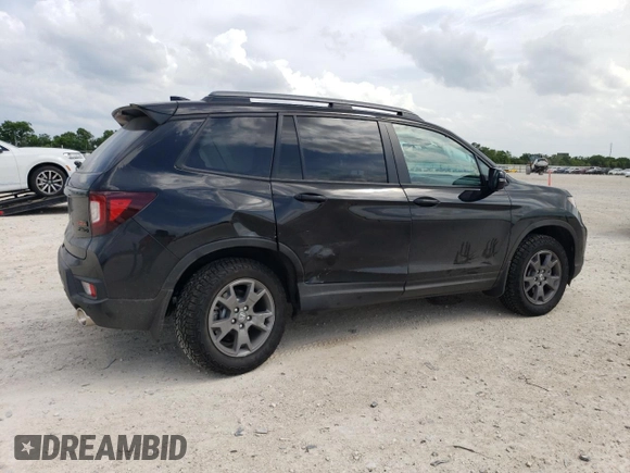 2025 Honda Passport TrailSport z VIN 5FNYF8H6XSB020043, wystawiony jako Copart lot #55141675 z przebiegiem 895 mil mil oraz Szkoda całkowita • Salvage title. Historia ofert i sprzedaży dostępna na DreamBid. Obrazek 3.