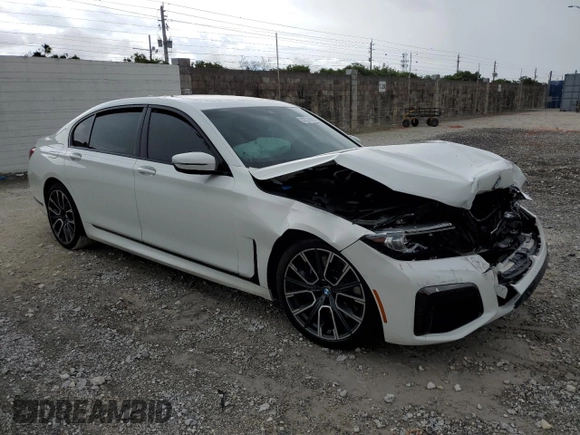 2022 BMW 7 Series 740i with VIN WBA7T2C00NCH30980, listed as a Copart auction lot 62214905 with 37,310 mi miles and Non repairable. Bid and sale history available at DreamBid. Image 4.