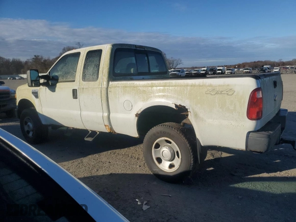 2008 Ford F-350 XL with VIN 1FTWX31528EE31715, listed as a Copart auction lot 81726134 with 127,362 mi miles and Clean Title. Bid and sale history available at DreamBid. Image 2.