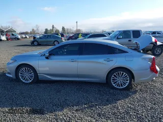 2020 Toyota Avalon Limited z VIN 4T1DZ1FB2LU053877, wystawiony jako IAAI lot #41725361 z przebiegiem 24 552 mil mil oraz . Historia ofert i sprzedaży dostępna na DreamBid. Obrazek 15.