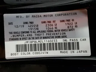 2020 Mazda 3 z VIN JM1BPBLM2L1160233, wystawiony jako Copart lot #84307934 z przebiegiem 44 417 mil mil oraz Szkoda całkowita • Salvage title. Historia ofert i sprzedaży dostępna na DreamBid. Obrazek 14.