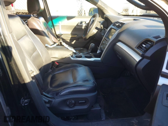 2011 Ford Explorer XLT z VIN 1FMHK8D81BGA12515, wystawiony jako IAAI lot #40815864 z przebiegiem 195 184 mil mil oraz . Historia ofert i sprzedaży dostępna na DreamBid. Obrazek 5.