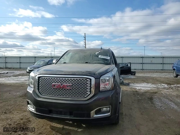 2017 GMC Yukon Denali with VIN 1GKS2CKJ0HR215836, listed as a Copart auction lot 86293304 with 77,535 mi miles and Salvage Title. Bid and sale history available at carsss.com. Image 12.